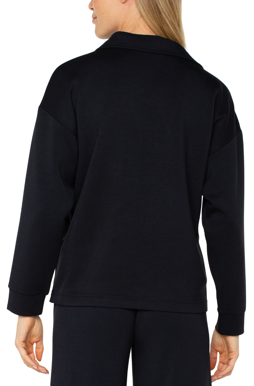 Vneck collar pop over
