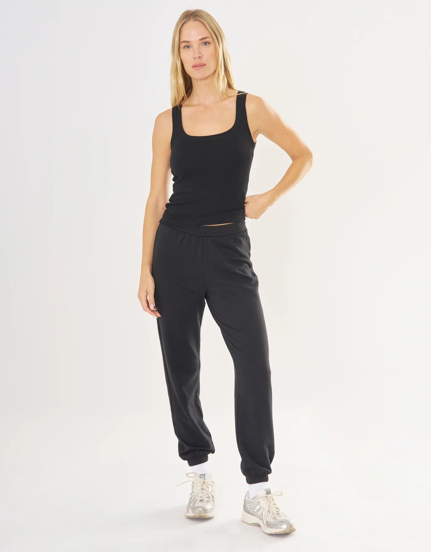 Alessa Jogger Black