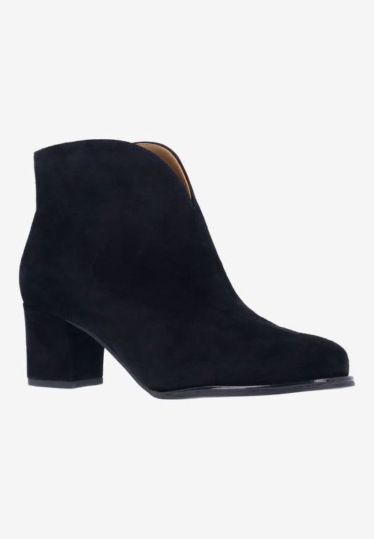 Bootie front Vamp