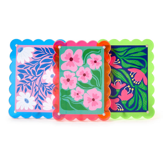 Scalloped Color Frames 4x6