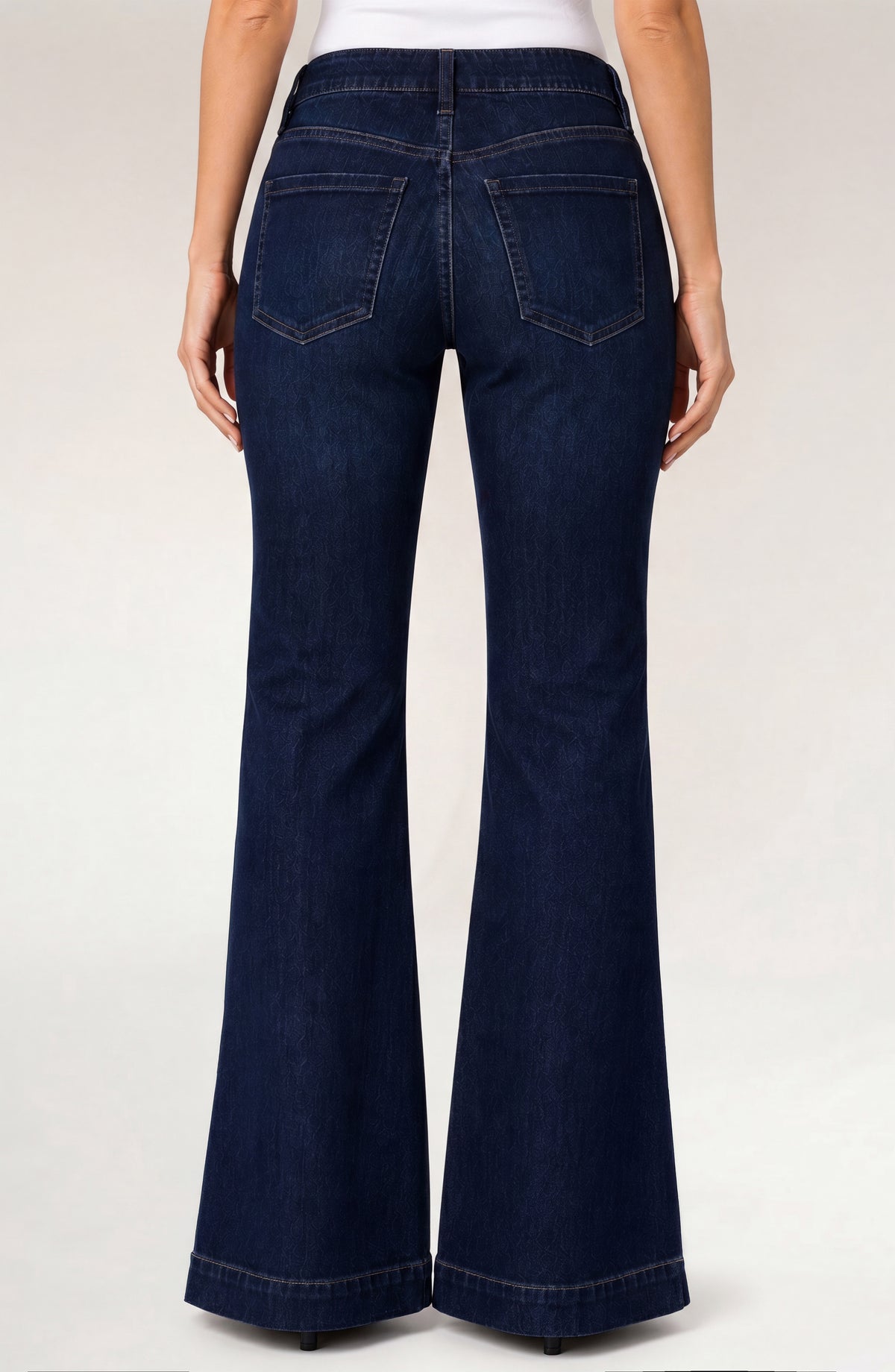 Lucy Bootcut